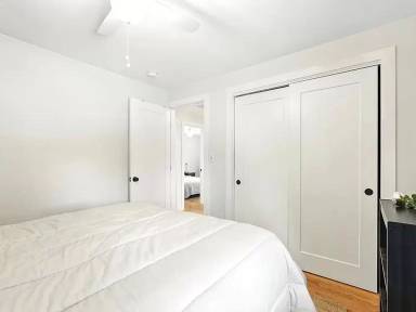 Main picture of 7 Ballard St