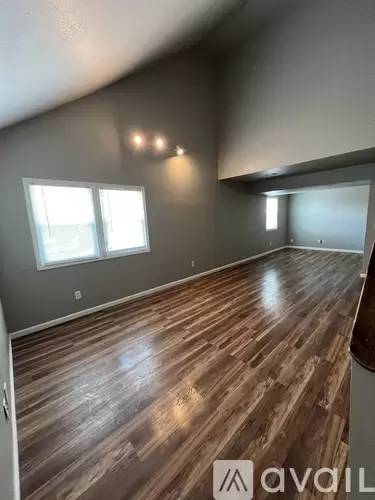 Main picture of 7329 Bellefontaine Ave