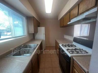 Main picture of 117 General Arnold St NE