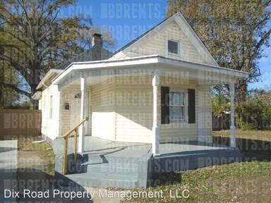 Main picture of 203 S 1st St