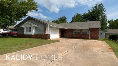Main picture of 5421 NW 65th St
