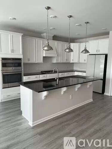 Main picture of 1031 Manorhaven Dr