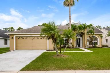 Main picture of 2428 Timothy Ln