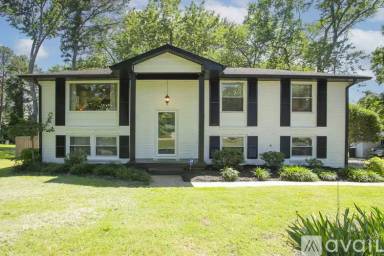 Main picture of 110 Shirley Dr