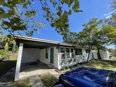Main picture of 324 Eastway Dr