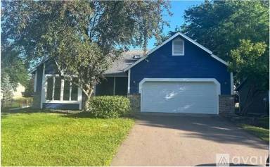 Main picture of 315 Oakhill Dr