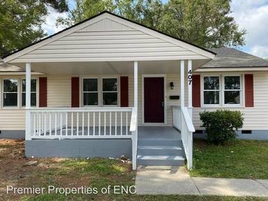 Main picture of 407 Henderson Dr