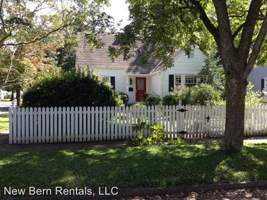 Main picture of 401 Avenue D