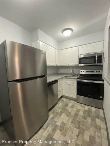 Main picture of Laclede Forest Garden Apartments