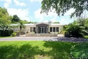 Main picture of 6505 SW 104th St