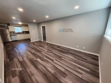 Main picture of 710 N 21st St