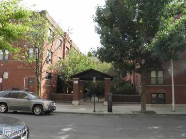 Main picture of 801-13 W Cornelia Ave