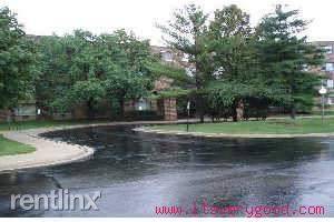 Main picture of 1475 Rebecca Dr