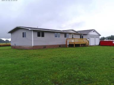 Main picture of 11040 135th Ave NE