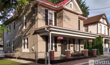 Main picture of 313 Lincoln St