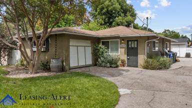 Main picture of 24518 Apple St