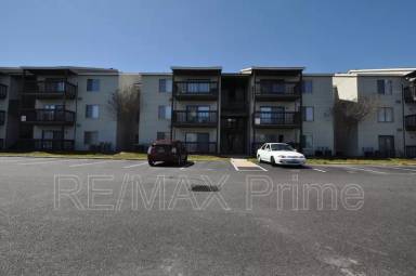 Main picture of 135 Haverford Ct
