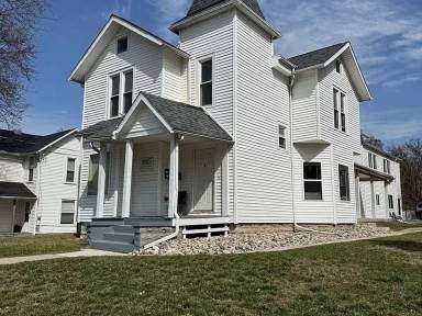 Main picture of 610 N Main St