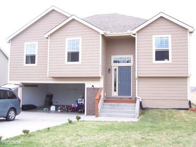 Main picture of 3111 Oakwood Dr