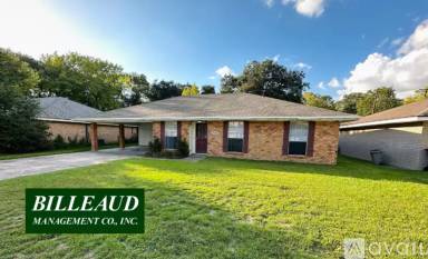 Main picture of 302 Halcott Dr