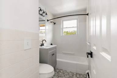 Main picture of 99 Alpine Dr