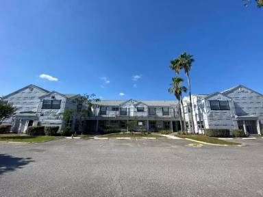 Main picture of 2524 Woodgate Blvd