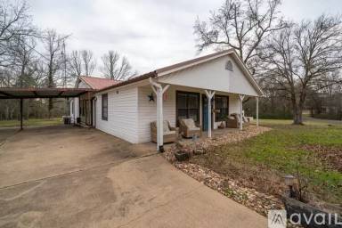 Main picture of 1284 Buchanan Rd