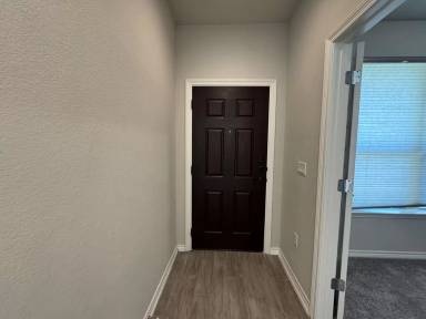 Main picture of 14100 McCoy Loop