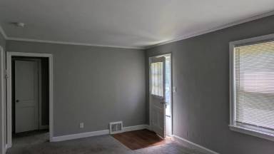Main picture of 3213 S Ash Ave