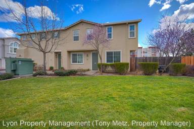 Main picture of 102 Ferry Cir