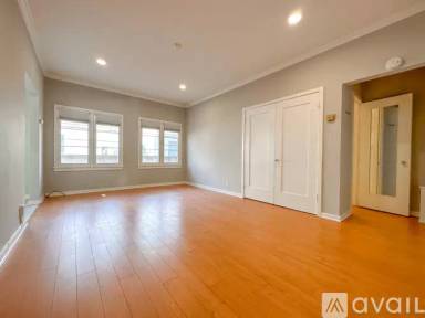 Main picture of 545 N Marengo Ave