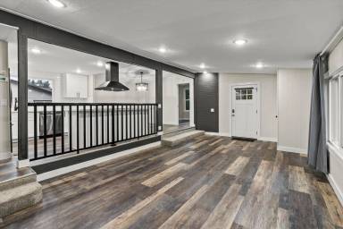 Main picture of 21614 135th St E