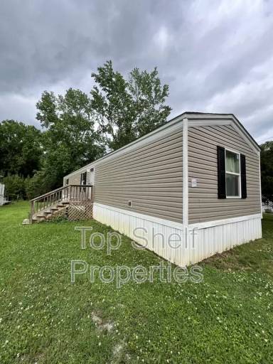 Main picture of Rocky Ridge Lane