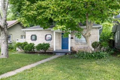 Main picture of 5161 Primrose Ave