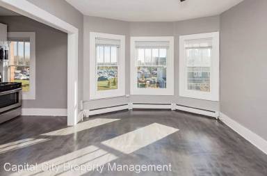 Main picture of 718 15th St