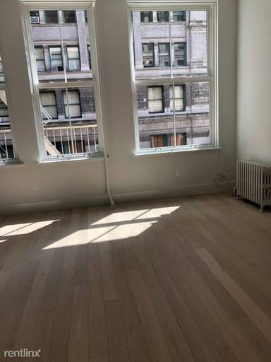 Main picture of 448 Broome St