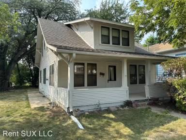 Main picture of 719 S Fairmount St