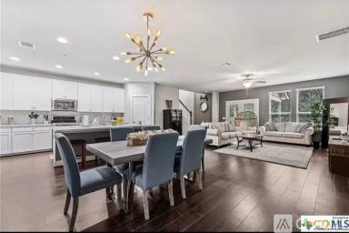 Main picture of 7305 Merrick Ln