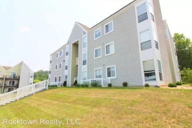 Main picture of Hunters Ridge Condominiums