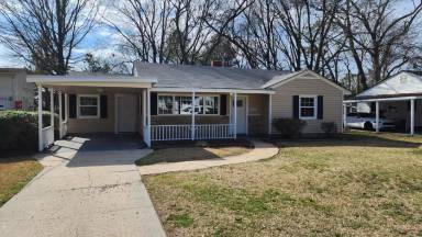 Main picture of 2117 S Village Dr