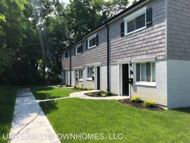 Main picture of 256 Irwin Pl