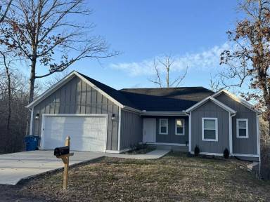 Main picture of 7 Boyce Ln