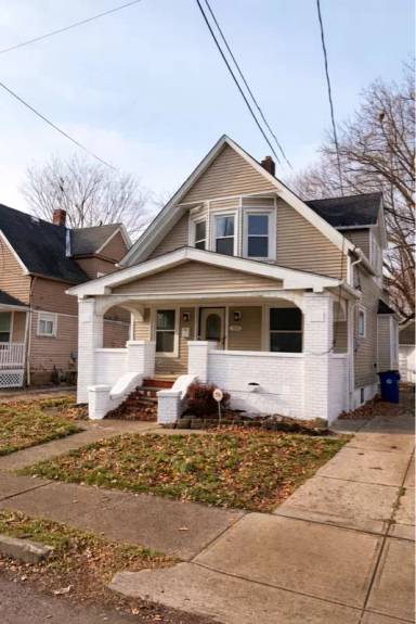 Main picture of 3876 W 17th St