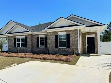 Main picture of 373 Galaxy Ln