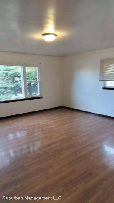 Main picture of 1305 N 24th Ave