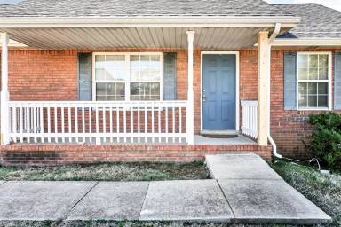 Main picture of 1006 Bobcat Dr