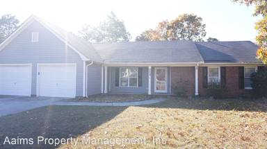 Main picture of 724 Rim Rd