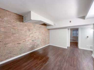 Main picture of 4878 N Magnolia Ave