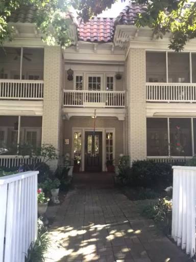 Main picture of 745 Monroe Dr NE