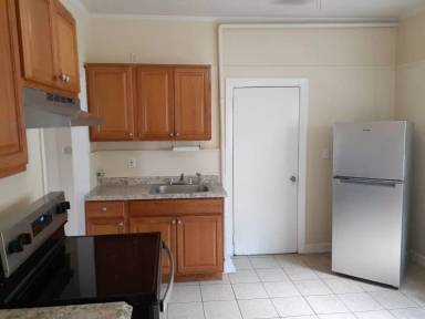 Main picture of 25 Wellington Ave